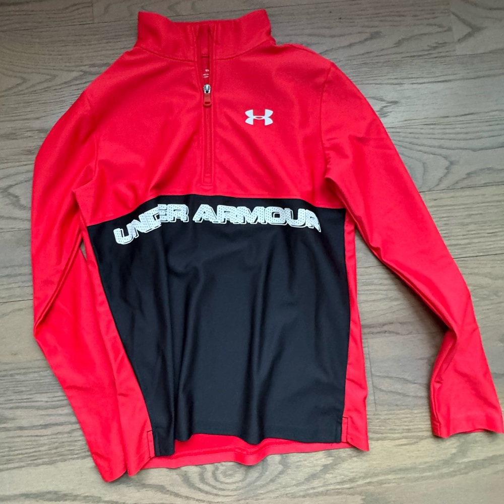 Under Armour long sleeve shirt. Dri-fit XL Youth